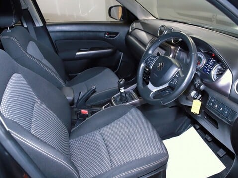 Suzuki Vitara 1.4 Boosterjet 48V Hybrid SZ-T 5dr 18