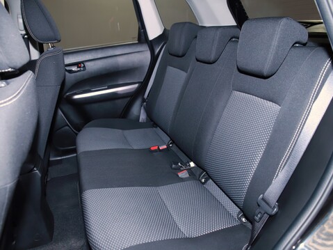 Suzuki Vitara 1.4 Boosterjet 48V Hybrid SZ-T 5dr 33