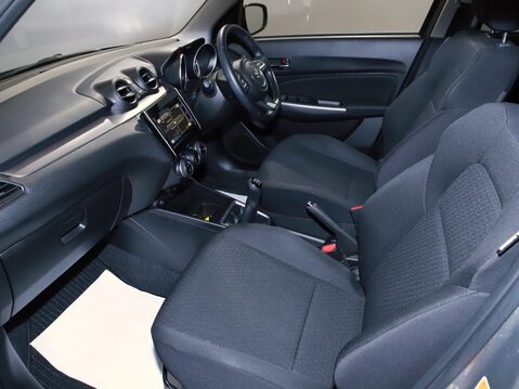 Suzuki Swift 1.2 Dualjet 83 12V Hybrid SZ5 5dr 3