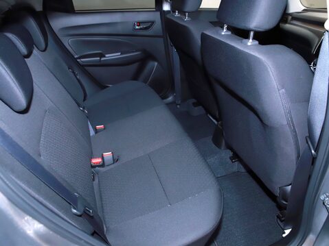 Suzuki Swift 1.2 Dualjet 83 12V Hybrid SZ5 5dr 32