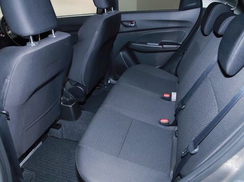 Suzuki Swift 1.2 Dualjet 83 12V Hybrid SZ5 5dr 34