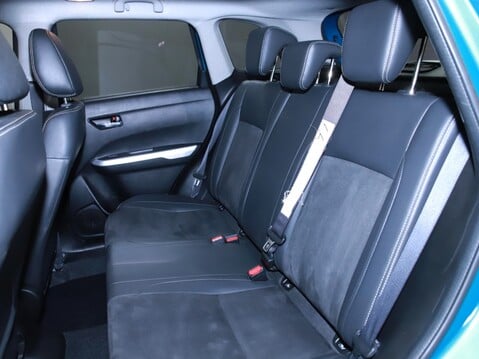 Suzuki Vitara 1.6 SZ5 [Urban Pack] 5dr 35