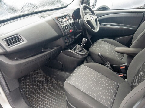 Vauxhall Combo 2300 1.6 CDTI 16V 105ps H1 Van Euro 6 [Start Stop] 24