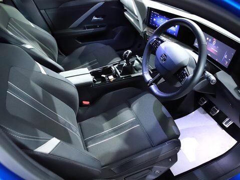 Vauxhall Astra 1.2 Turbo 130 GS 5dr 17