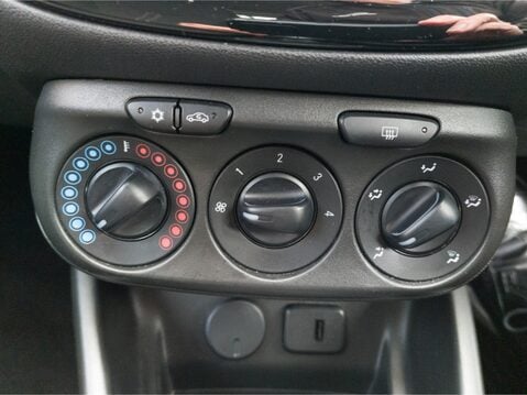 Vauxhall Corsa 1.4 SRi Vx-line Nav Black 5dr 25
