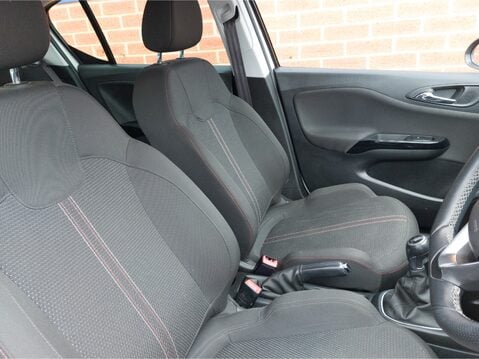 Vauxhall Corsa 1.4 SRi Vx-line Nav Black 5dr 17