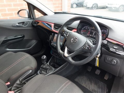 Vauxhall Corsa 1.4 SRi Vx-line Nav Black 5dr 16