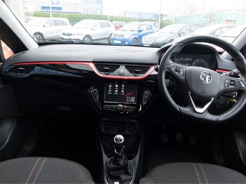 Vauxhall Corsa 1.4 SRi Vx-line Nav Black 5dr 15