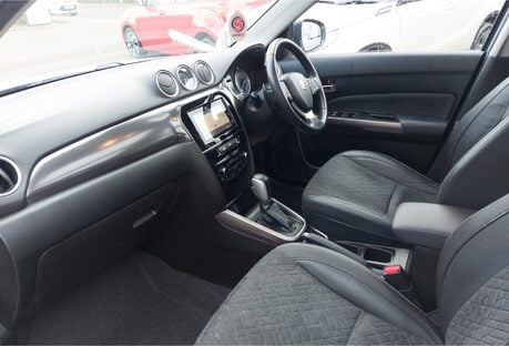 Suzuki Vitara 1.4 Boosterjet 48V Hybrid SZ5 5dr Auto
