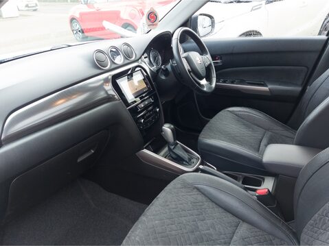 Suzuki Vitara 1.4 Boosterjet 48V Hybrid SZ5 5dr Auto 3