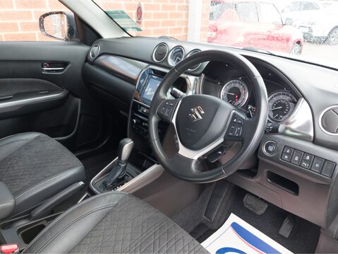 Suzuki Vitara 1.4 Boosterjet 48V Hybrid SZ5 5dr Auto 17