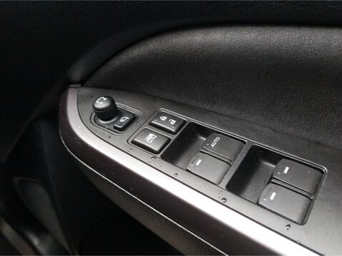 Suzuki Vitara 1.4 Boosterjet 48V Hybrid SZ5 5dr Auto 34