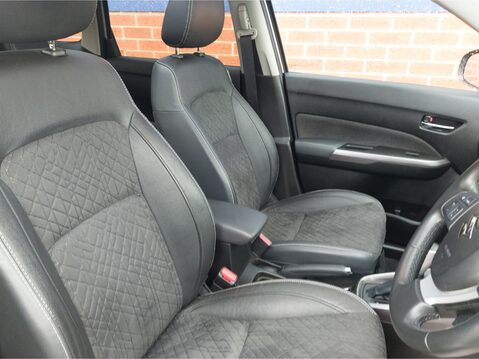 Suzuki Vitara 1.4 Boosterjet 48V Hybrid SZ5 5dr Auto 18