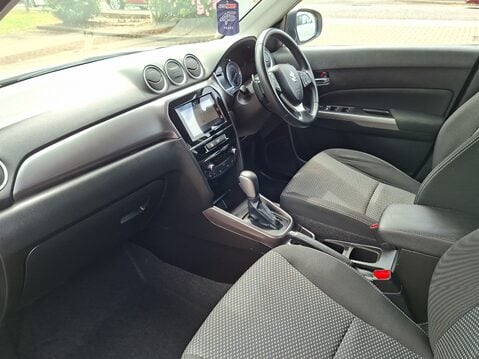 Suzuki Vitara 1.4 Boosterjet 48V Hybrid SZ-T 5dr Auto 2