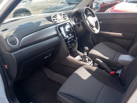 Suzuki Vitara 1.4 Boosterjet 48V Hybrid SZ-T 5dr 2