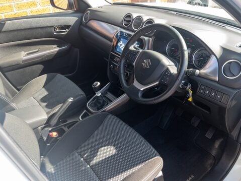 Suzuki Vitara 1.4 Boosterjet 48V Hybrid SZ-T 5dr 14