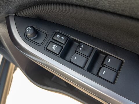 Suzuki Vitara 1.4 Boosterjet 48V Hybrid SZ-T 5dr 21