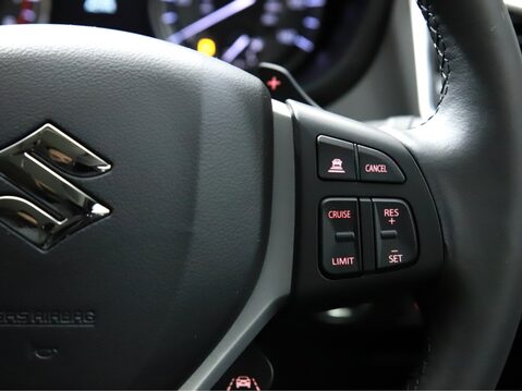 Suzuki S-Cross 1.5 Hybrid Motion 5dr AGS 28
