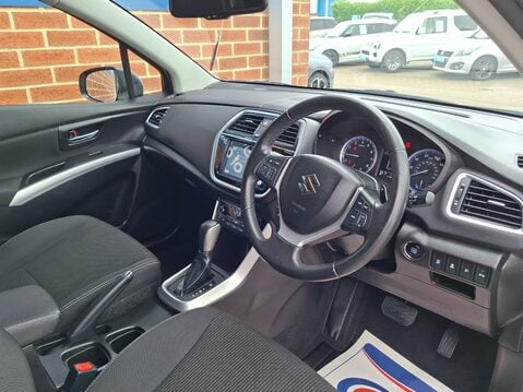Suzuki SX4 S-Cross 1.0 Boosterjet SZ-T 5dr Auto 16
