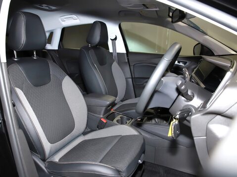 Vauxhall Grandland 1.2 Turbo GS Line 5dr 20