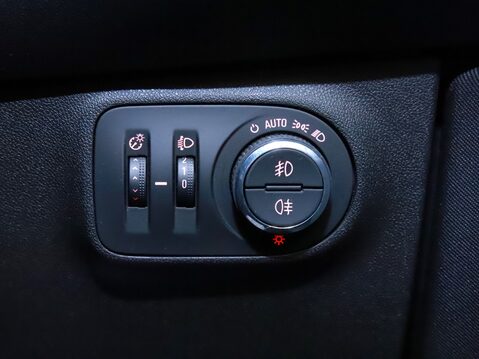 Vauxhall Corsa 1.4 ecoFLEX Energy 5dr [AC] 27