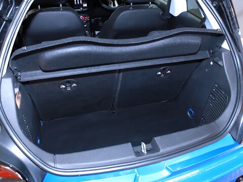 Vauxhall Adam 1.4i [100] Slam 3dr [Technical Pack] 31