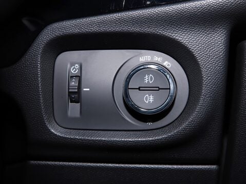 Vauxhall Corsa 100kW Elite Nav 50kWh 5dr Auto [7.4kWCh] 31