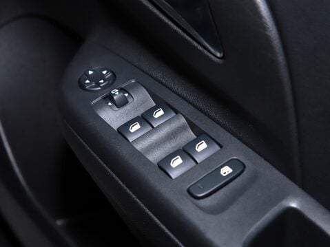 Vauxhall Corsa 100kW Elite Nav 50kWh 5dr Auto [7.4kWCh] 32