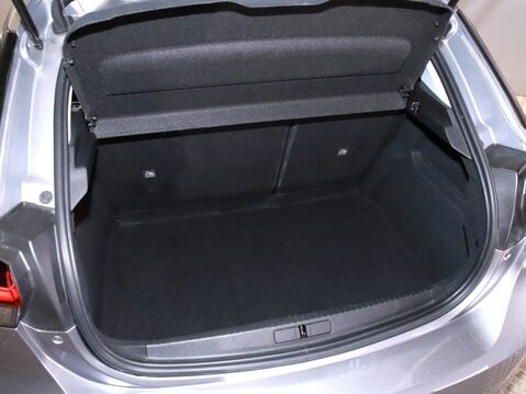 Vauxhall Corsa 100kW SE Nav Premium 50kWh 5dr Auto [11kWCh] 37