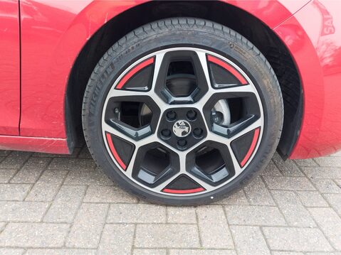 Vauxhall Astra 1.2 Turbo 130 GS Line 5dr 33