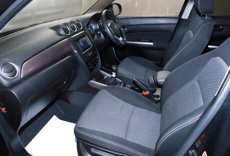 Suzuki Vitara 1.4 Boosterjet 48V Hybrid SZ-T 5dr