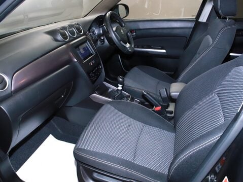 Suzuki Vitara 1.4 Boosterjet 48V Hybrid SZ-T 5dr 3