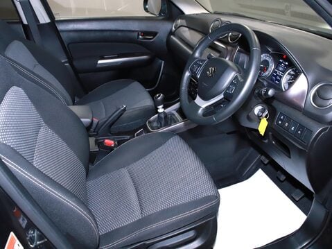 Suzuki Vitara 1.4 Boosterjet 48V Hybrid SZ-T 5dr 19