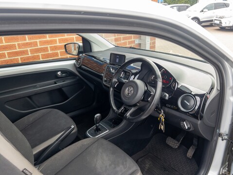 Volkswagen Up 1.0 High Up 3dr ASG 17