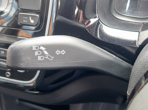 Volkswagen Up 1.0 High Up 3dr ASG 23