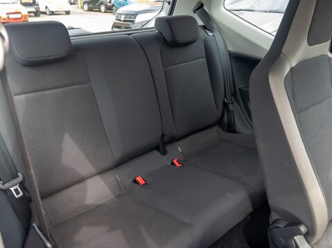 Volkswagen Up 1.0 High Up 3dr ASG 30