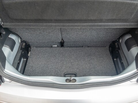 Volkswagen Up 1.0 High Up 3dr ASG 32