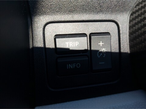 Suzuki Ignis 1.2 Dualjet SZ-T 5dr Auto 28