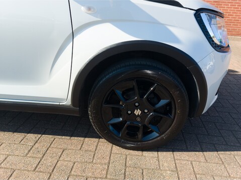 Suzuki Ignis 1.2 Dualjet SZ-T 5dr Auto 32
