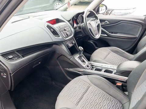 Vauxhall Zafira 2.0 CDTi [165] SE 5dr Auto 2