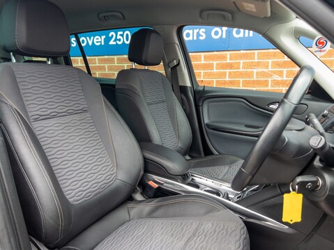 Vauxhall Zafira 2.0 CDTi [165] SE 5dr Auto 19