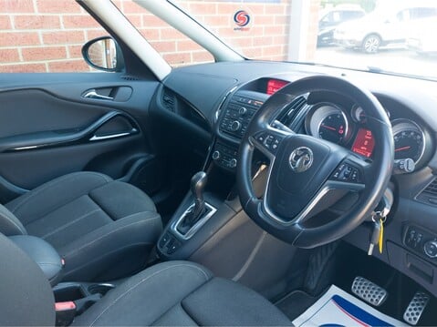 Vauxhall Zafira 2.0 CDTi [165] SRi 5dr Auto 15