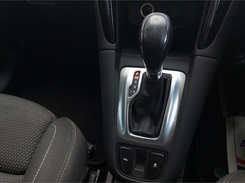 Vauxhall Zafira 2.0 CDTi [165] SRi 5dr Auto 23
