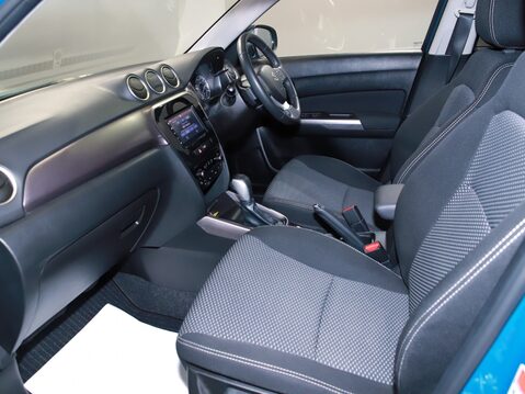 Suzuki Vitara 1.4 Boosterjet 48V Hybrid SZ-T 5dr Auto 2