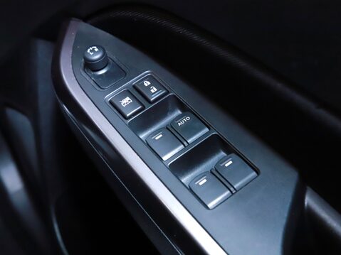 Suzuki Vitara 1.4 Boosterjet 48V Hybrid SZ-T 5dr Auto 29