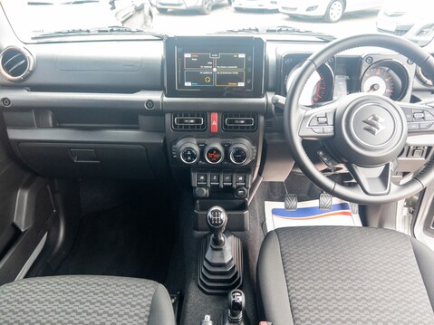 Suzuki Jimny 1.5 SZ5 ALLGRIP 3dr 20