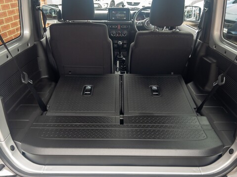 Suzuki Jimny 1.5 SZ5 ALLGRIP 3dr 42