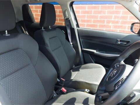 Suzuki Swift 1.2 Dualjet 83 12V Hybrid SZ5 5dr Auto 16