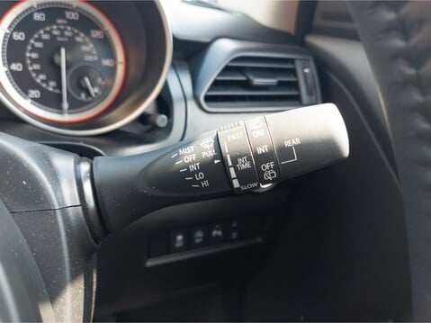 Suzuki Swift 1.2 Dualjet 83 12V Hybrid SZ5 5dr Auto 28