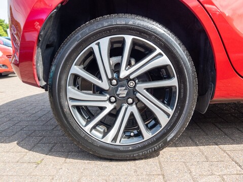 Suzuki Swift 1.2 Dualjet 83 12V Hybrid SZ5 ALLGRIP 5dr 43